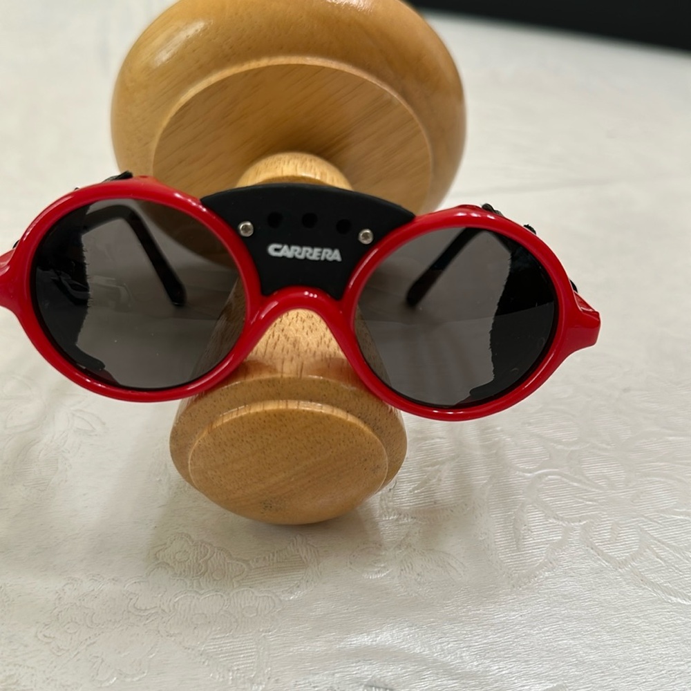 Carrera Sunglasses - ROUND w/ Side Cover - Red